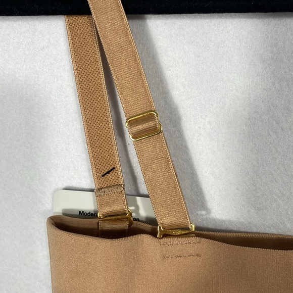 Leonisa Invisible Extra High-Waisted Shaper Short in Nude Large - Picture 8 of 13